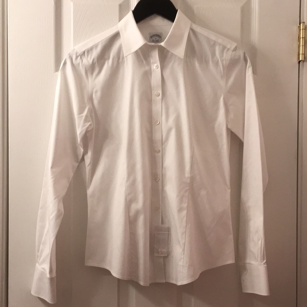 BROOKS BROTHERS White Non-Iron Stretch Button Down
